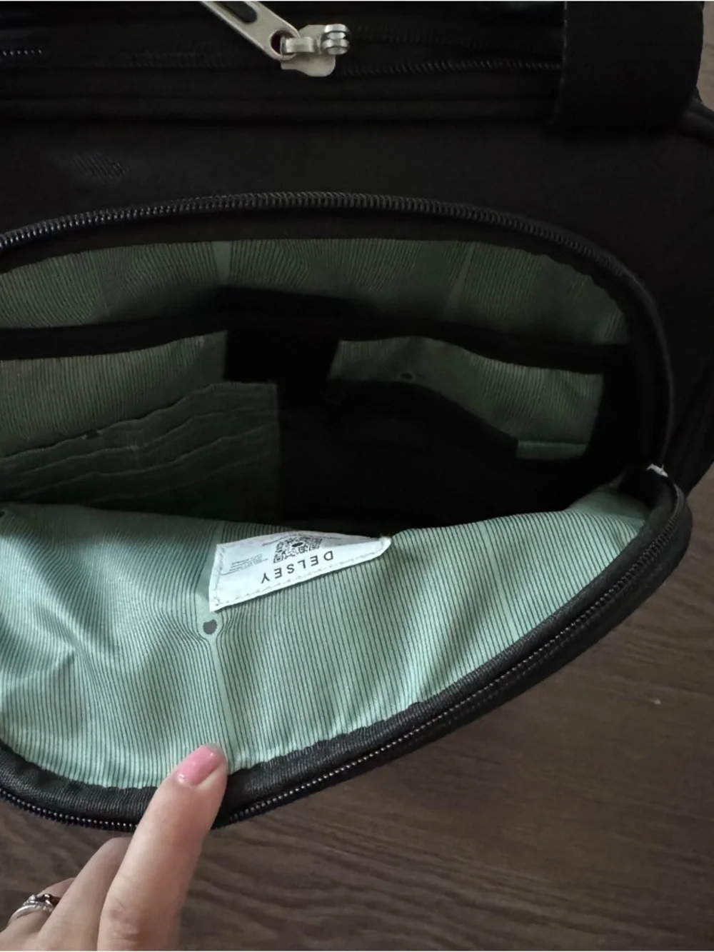 Delsey Paris sky max 2.0 2 wheels underseater bag luggage black unisex